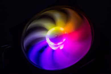 Farbig leuchtender Lüfter