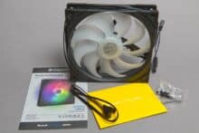 Lüfter mit Verlängerungskabel, Anleitung und Schrauben