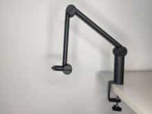 Der Boom Arm Mini am Schreibtisch