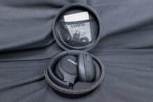 Die Schale beherbergt VMK25 und Zubehör