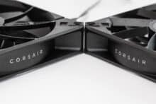 Zwei Corsair AF Elite Lüfter von der Seite