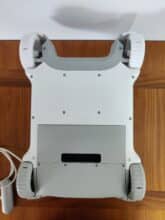 Unterseite des Roboters mit Wassertank