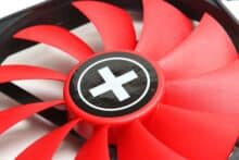 Xilence Logo in der Mitte des Lüfters