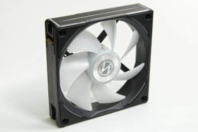 Lian Li Uni Fan AL120 V2 Lüfter von vorne