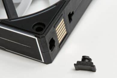 Lianli Unifan AL120 V2 mit entnommenem Verbindungsteil