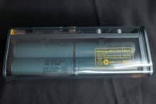 Transparentes Gehäuse der Shargeek 100 von vorne betrachtet