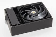 Schwarzer Lüfter in Schachtel