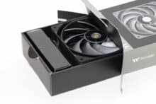 Thermaltake Toughfan 14 Pro wird ausgepackt