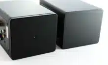 NZXT Relay Audio Speakers: Unterseite mit Gewinde