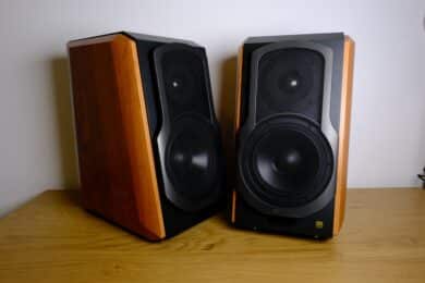 Edifier S1000W Design