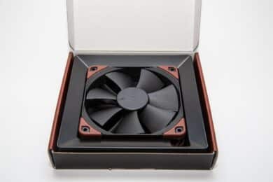 Noctua NF-F12 iPPC-3000 in der Verpackung