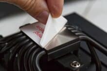 Schutzfolie von Cold Plate wird entfernt