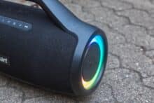 Beleuchtung an den Seiten des Tronsmart Bang Max