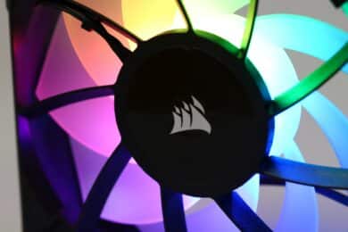 Corsair Logo auf der Rückseite des Lüfters