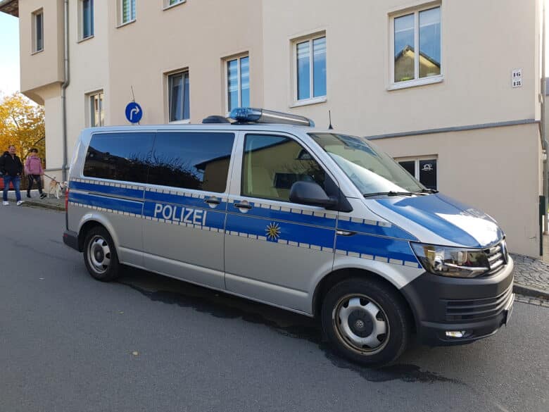 Wer zahlt Polizeieinsatz bei Ruhestörung