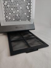 Mehrere PC-Staubschutzfilter vorhanden