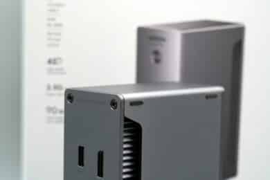 UGREEN Revodok Max 213 Thunderbolt 4 Dock