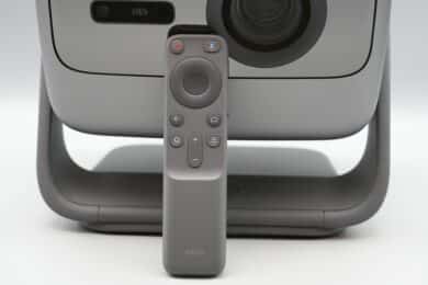 JMGO N1 Ultra Fernbedienung.