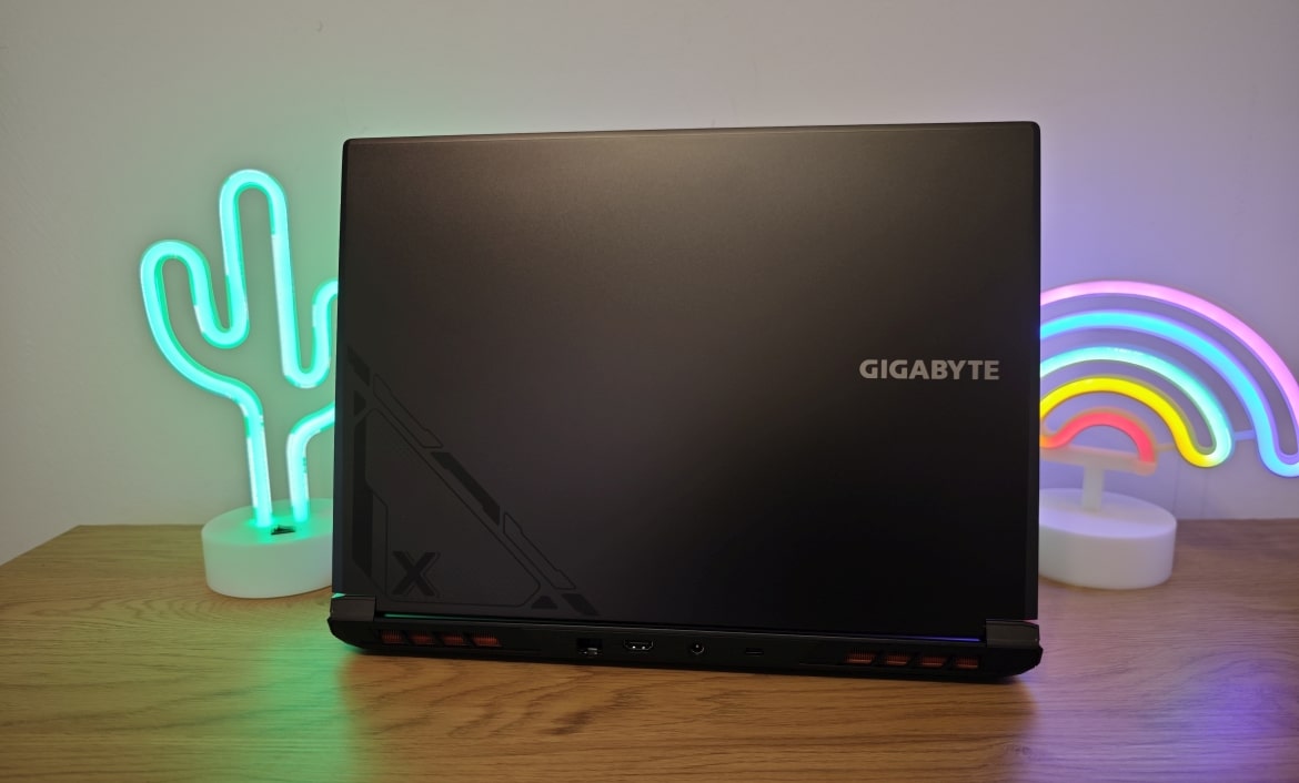 Gigabyte G6X 9KG (2024) Test