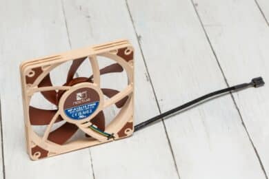 Noctua NF-A12x15 Lüfter von hinten