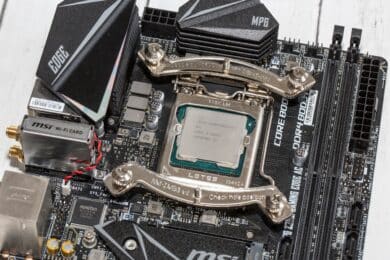 Brackets auf dem ITX Mainboard