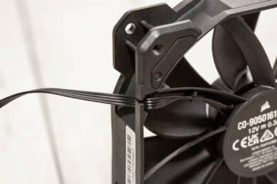 Schwarzes Lüfterkabel