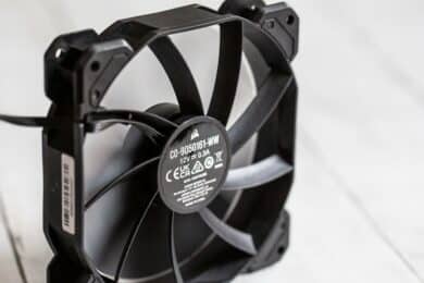 sich drehender Lüfter von hinten