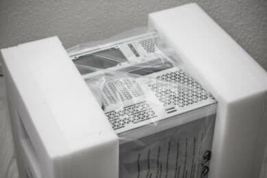 Corsair 6500D Airflow in zwei Schaumstoffschalen