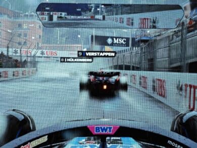 LG UltraGear 32GS95UX