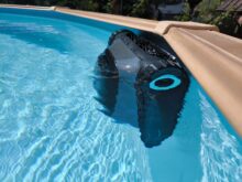 Je nach Becken ist die Wandreinigung problematisch.