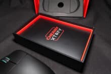 Die Box für das Zubehör