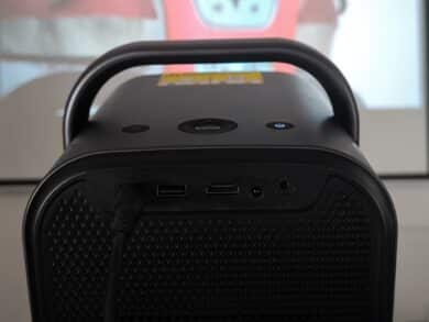 Die Lüfter sind ständig hörbar.