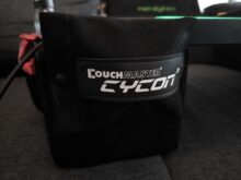 Die praktische Maustasche ist an der Vorderseite der Auflage angebracht.