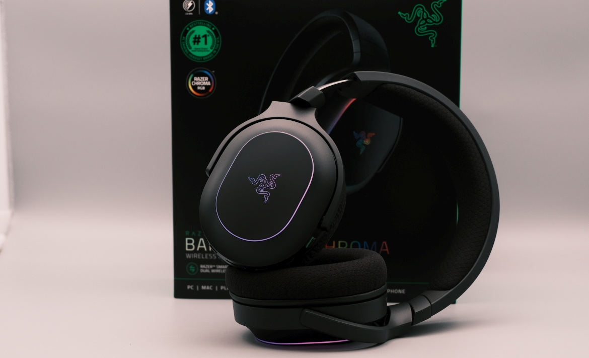 Razer Barracuda X Chroma Test