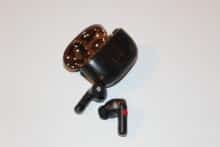 Aurvana Ace 2 Case und Hörer