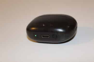 Aurvana Ace 2 Ladecase unten