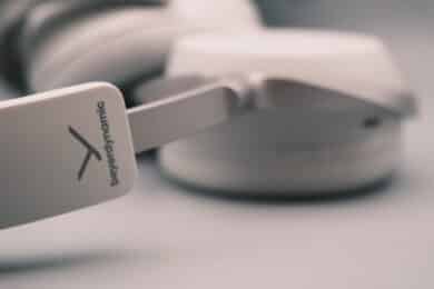 beyerdynamic AVENTHO 300