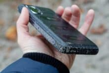 Sandiges Outdoor-Smartphone