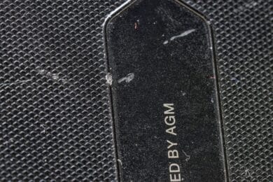 AGM H Max Kratzer auf der Rückseite