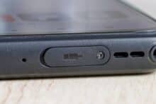 USB Abdeckung auf der Unterseite des AGM H Max