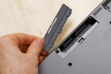 Cherry Stream Desktop Comfort Batteriefachabdeckung der Tastatur