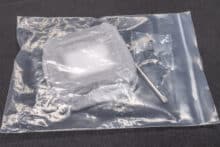 Der neue Offset-Contact Frame verpackt mit Zubehör