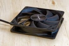 Schwarzer FSP Lüfter