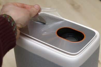 Schutzfolie auf Projektor