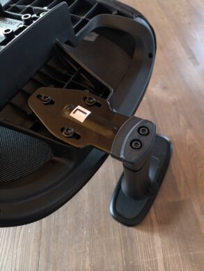 Montage der 5D-Armlehnen