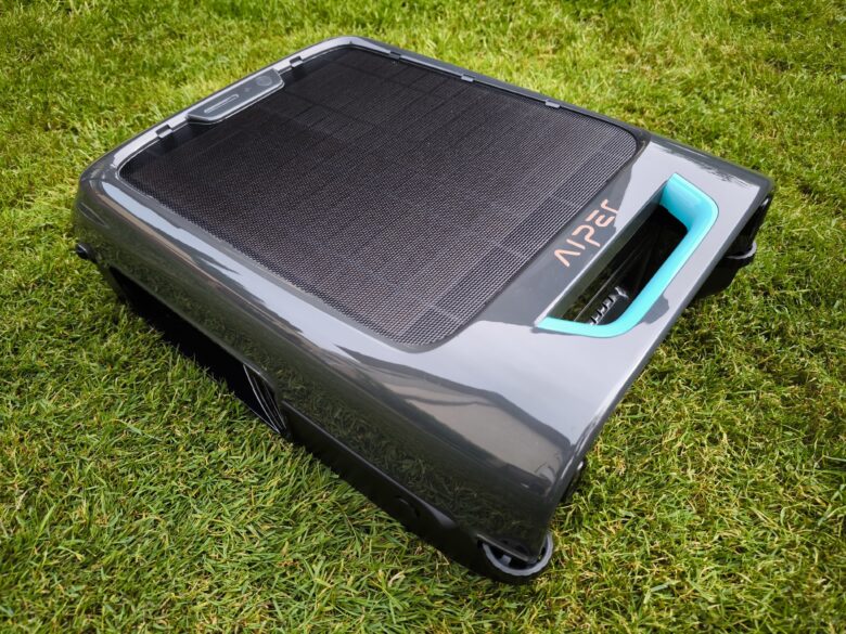 AIPER Surfer S2: "The Ultimate Skimmer: Always on, Always Clean"