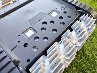 Metallkontakte zum Aufladen