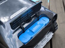 Einlegen der Klärmittel-Einheit