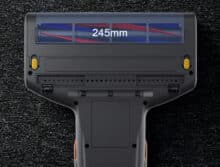 Unterseite der Saugdüse mit 245 mm breiter Öffnung und sichtbarer Bürstenrolle.