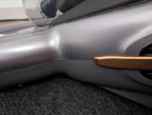 Nahaufnahme des Gehäuses mit unregelmäßigem Spaltmaß am Jimmy BX7 Pro Max.